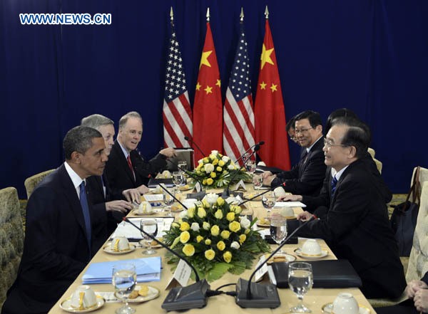 China-US meeting on sidelines of EAS - ảnh 1